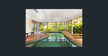 Sunlit retreat in a resort-like complex - Photo 5