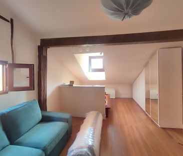 Alquiler de piso en Calle Harategi Zahar - Photo 1