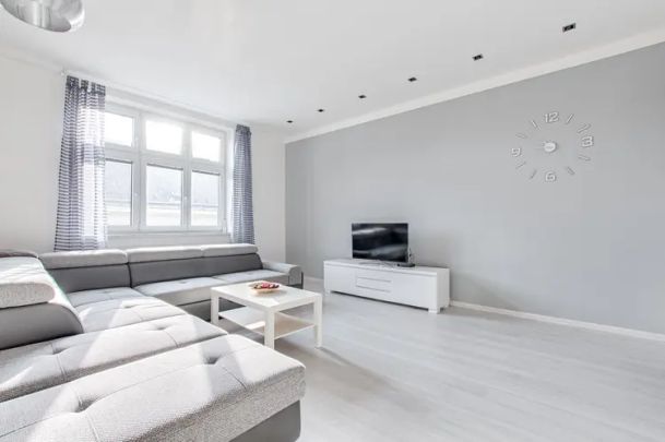 Pronájem moderního bytu s nadstandardní lodžií v centru Ostravy, OV, 4+1, 122 m - Photo 1