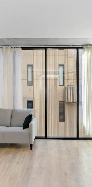 Executive 2-Bedroom Fully Furnished Apartment in Adelaide CBD - Photo 1