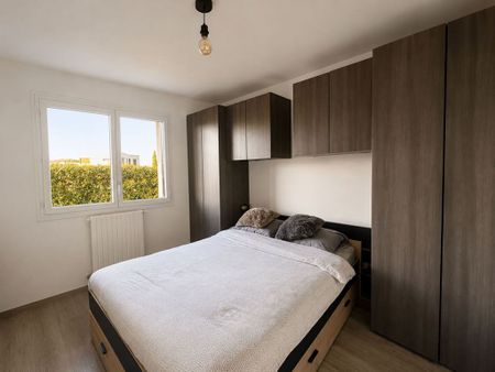 Appartement - FEIGERES - Photo 2
