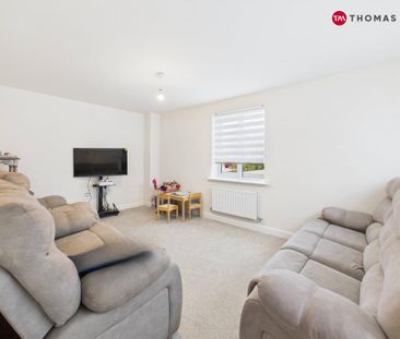 4 bedroom detached house to rent - Photo 1