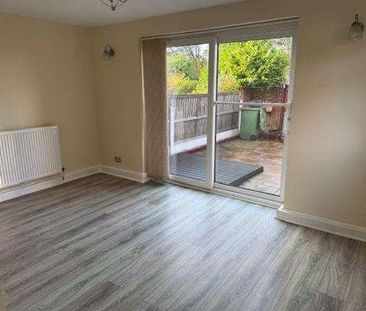 Thornley Lane South, Manchester, SK5 - Photo 1