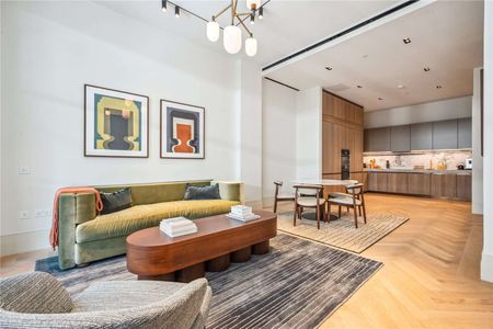 A stunning one bedroom apartment in one of the most sought-after residential buildings in London - Photo 3