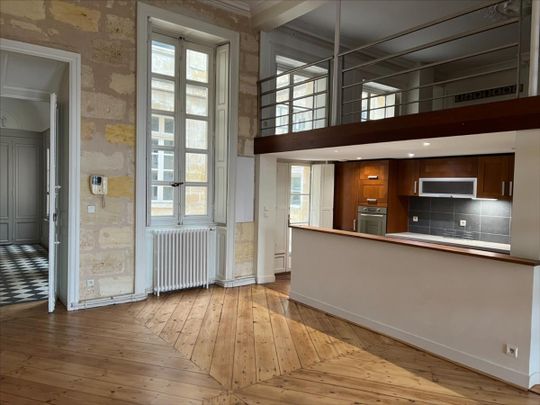 Location Appartement 5 pièces 159m² BORDEAUX 33000 - Photo 1