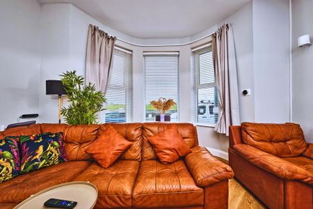 Dunluce Green (From Sept 2025), 46 Eglinton Street, Portrush, BT56 8DY - Photo 4