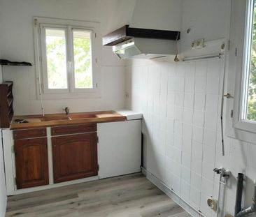 Location Appartement 1 pièce 60m² ST AMBROIX 30500 - Photo 3