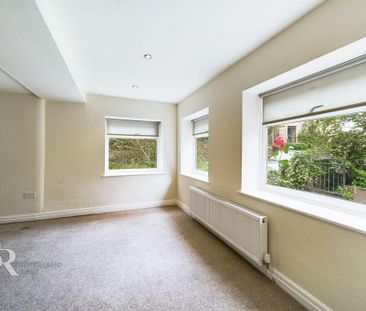 3 bedroom end of terrace house to rent - Photo 3