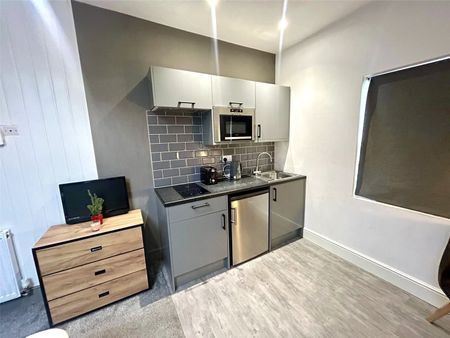 5 bedroom house to rent St. Chads Road, Derby, Derbyshire, DE23 - Photo 4