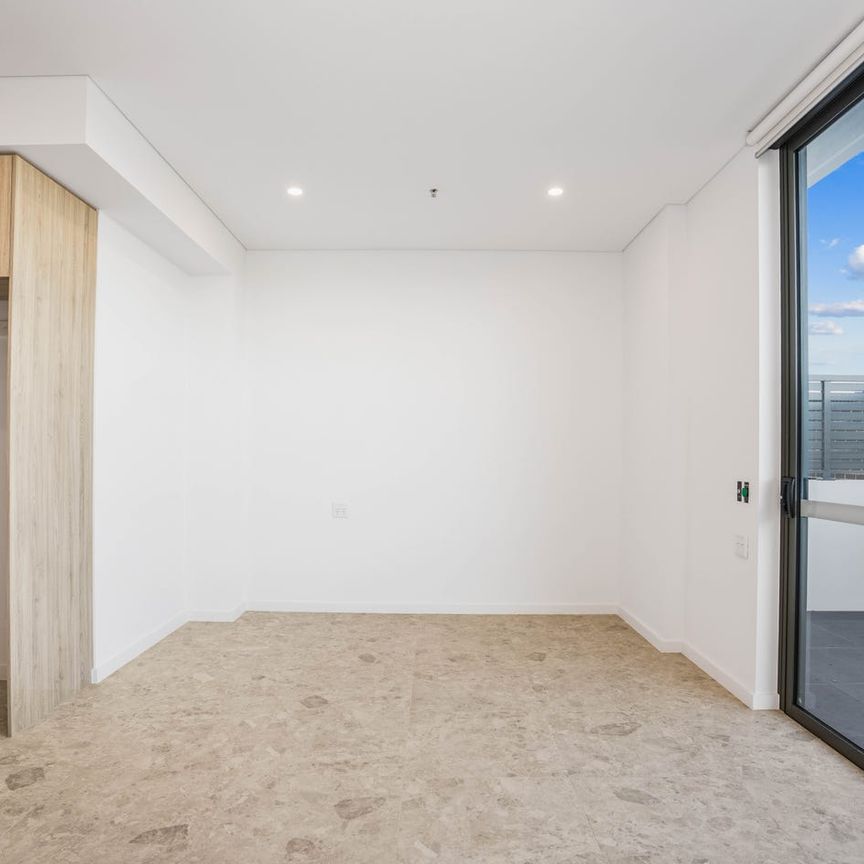 1 BEDROOM APARTMENTS IN HEART OF SCHOFIELDS! - Photo 1