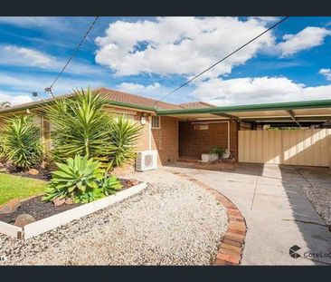 8 Braemar Close, Gladstone Park, Vic 3043 - Photo 1