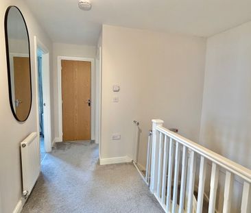 4 bedroom Spacious Four Bedroom House to rent - Photo 1