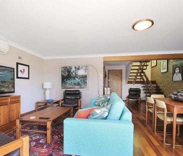 DOUBLE STOREY TOWNHOUSE! - Photo 1