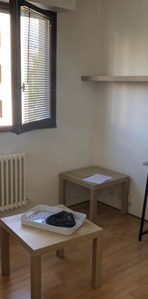 Location Appartement 1 pièce 16m² CHAMBERY 73000 - Photo 1