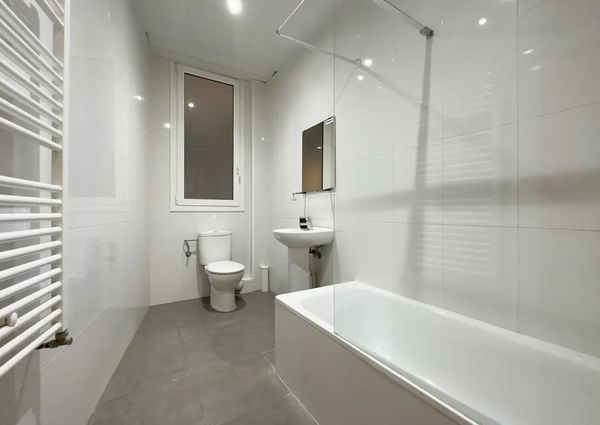 Carrer de Jonqueres, Barcelona, Catalonia 08003