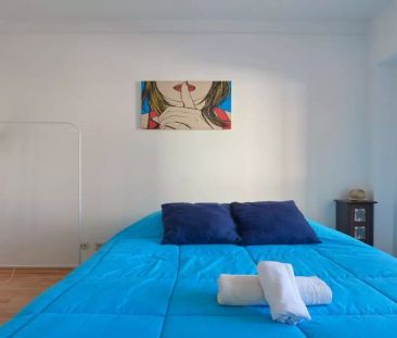 3-bedroom apartment for rent in Lisbon, all bills included - Photo 2