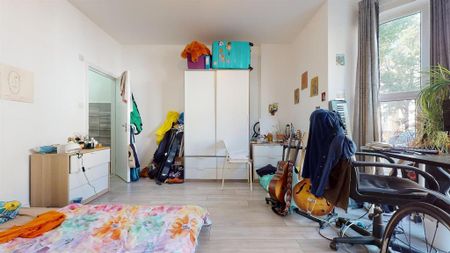 4 bedroom flat to rent - Photo 3