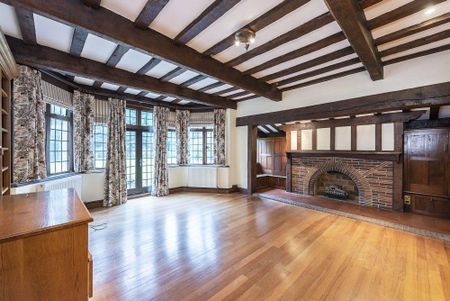 5 bedroom detached house to rent - Photo 2