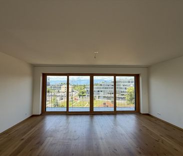 Magnifique attique de 5 pièces offrant une vue exceptionnelle - Foto 2