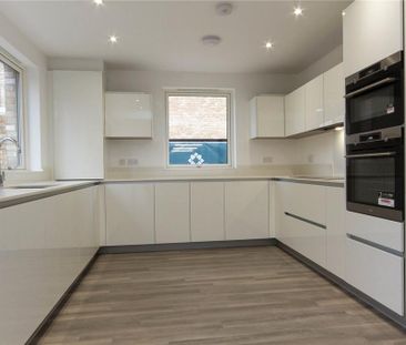 4 bedroom townhouse to rent - Photo 4