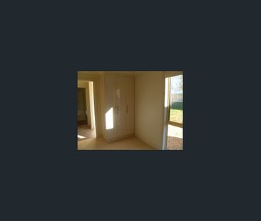 2 BEDROOM RED CLIFFS HOME - Photo 3