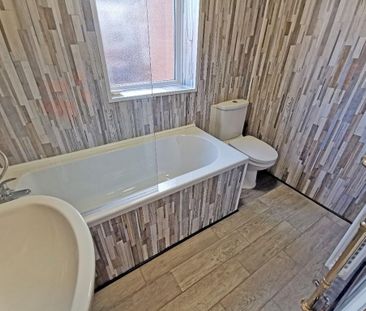 2 bedroom maisonette to rent - Photo 6