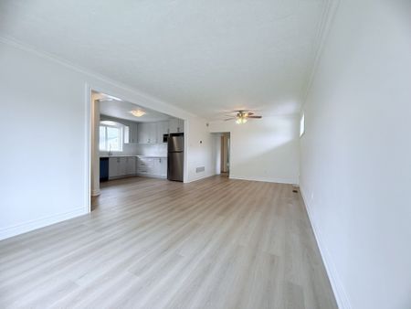 For Lease - 61 Crosland Drive, Toronto, Ontario - Photo 3