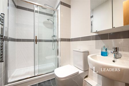 1 bedroom apartment to rent Commercial Road, Hampshire, Portsmouth, PO1 - Photo 2