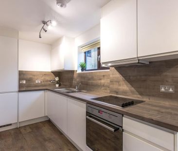 1 bedroom ground floor flat to rent - Photo 5