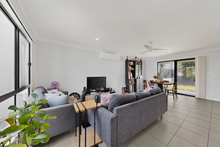 24/1 Emerald Place, Bridgeman Downs QLD 4035 - Townhouse For Rent | Domain - Photo 4