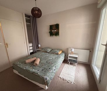 Location Appartement 4 pièces 77m² - Photo 3