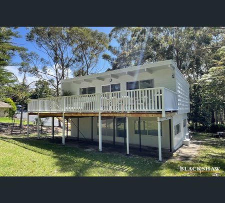 28 Pleasurelea Drive, Sunshine Bay, NSW 2536 - Photo 3