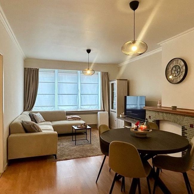 Appartement te huur in Ekeren voor € 835 met 2 slaapkamers - Photo 1