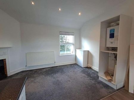Crewe Road, Shavington, CW2 - Photo 2