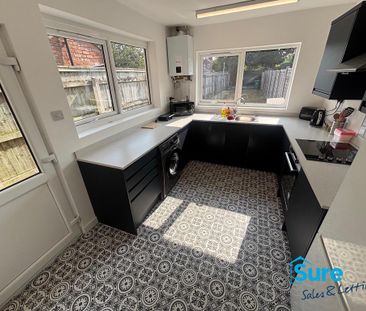 3 bedroom terraced house to rent - Photo 1