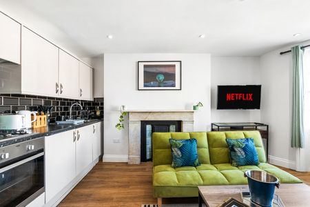 2 Bed Flat, Brunswick Place, BN3 - Photo 5