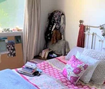 Three Bedroom Rural Living - Photo 1