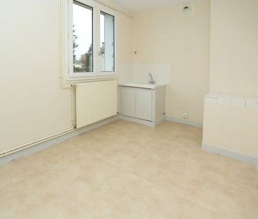 Appartement – Type 4 – 68m² – 336.35 € – AIGURANDE - Photo 6