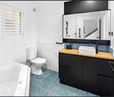 Coastal Living Calling - Furnished - Photo 4