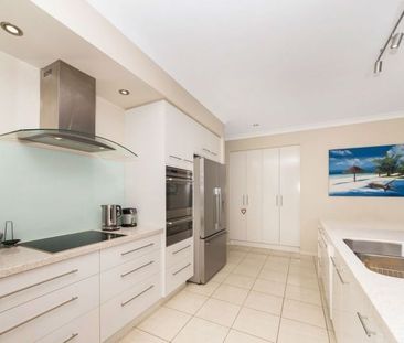 10 Hemple Street, Bushland Beach - Photo 3