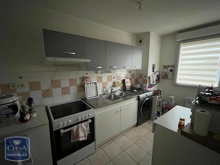 Location Appartement 3 pièces 60m² BEUVRAGES 59192 - Photo 4