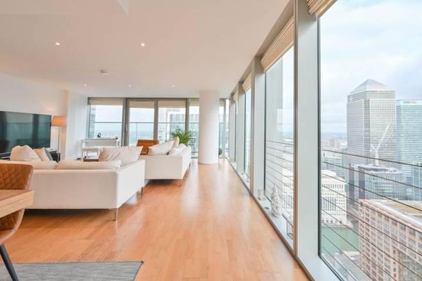 The Landmark East Tower, 24 Marsh Wall, Canary Wharf, London, E14 - Photo 1