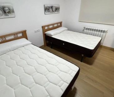 Piso de alquiler en Rúa Pardiñeiros, O Milladoiro - Photo 5