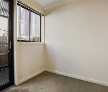 In the Heart of Caulfield - Photo 6