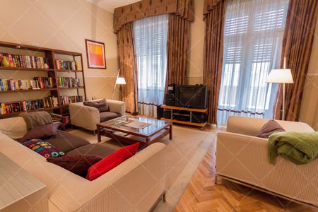 Október 6. utca - Close to Basilica | Property for Long Term Rent in Budapest - Photo 4