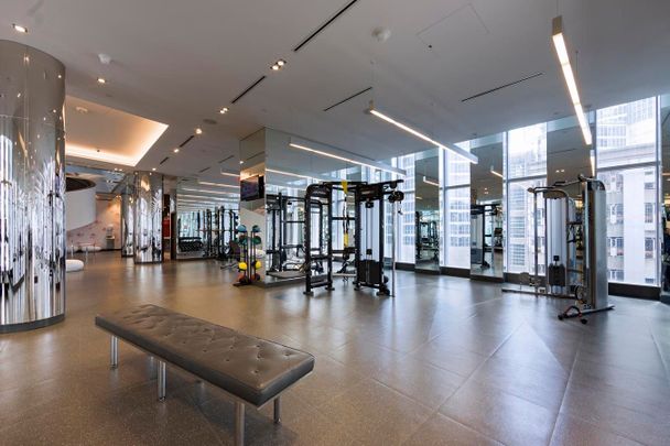 For Lease - 10 York Street Unit# 2207, Toronto, Ontario - Photo 1