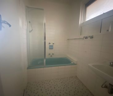 8 / 19 Sydney Street, MURRUMBEENA - Photo 4