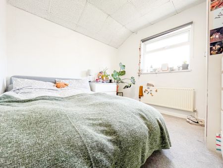 Whitchurch Road, Heath - Photo 5