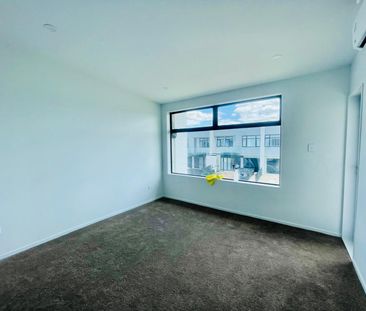 TAKANINI, 4 BEDROOMS - Photo 4