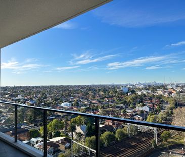 Stylish Two Bedrooms High Level In Prime Location For Lease!! - Photo 1